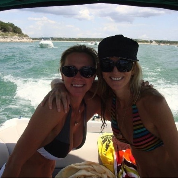 Meet your Posher, Feel Good Buys! - Picture 12 of 14